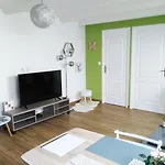 Joli F2 Independant Avec Jardin Prive רופאק