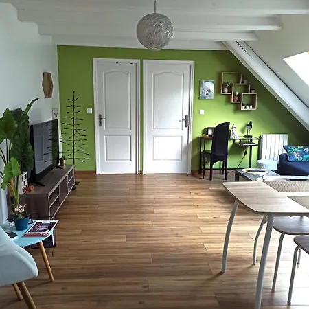 Joli F2 Indépendant Avec Jardin Privé