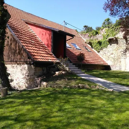 Joli F2 Indépendant Avec Jardin Privé